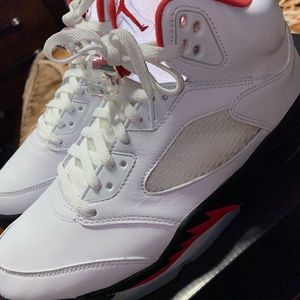 Nike Air Jordan 5 Retro